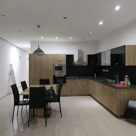3 Bedrooms Flat At *