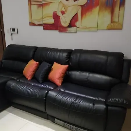 3 Bedrooms Flat At شقة *